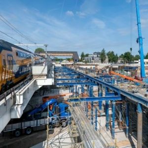Tweede spoordek ingeschoven bij station Driebergen-Zeist
