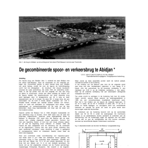 De gecombineerde spoor- en verkeersbrug te Abidjan